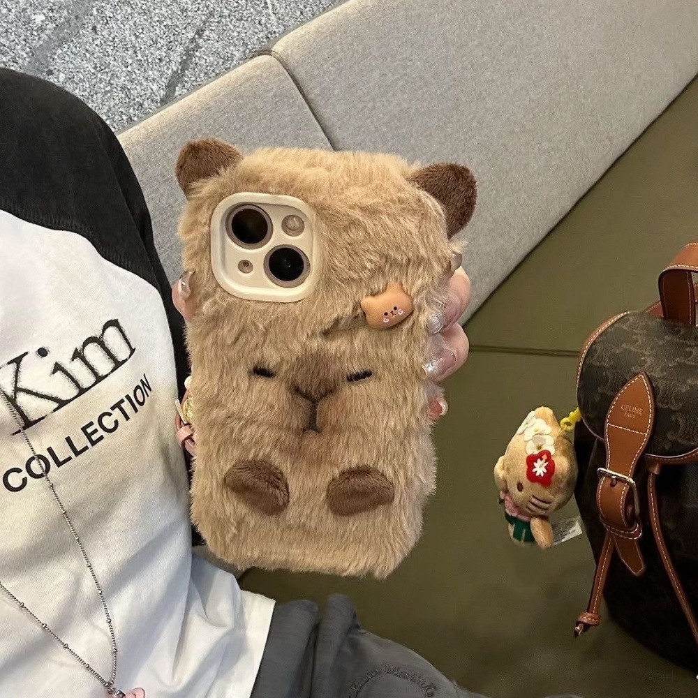Phone Cases 13 - Luksusowe etui na telefon z puszystym