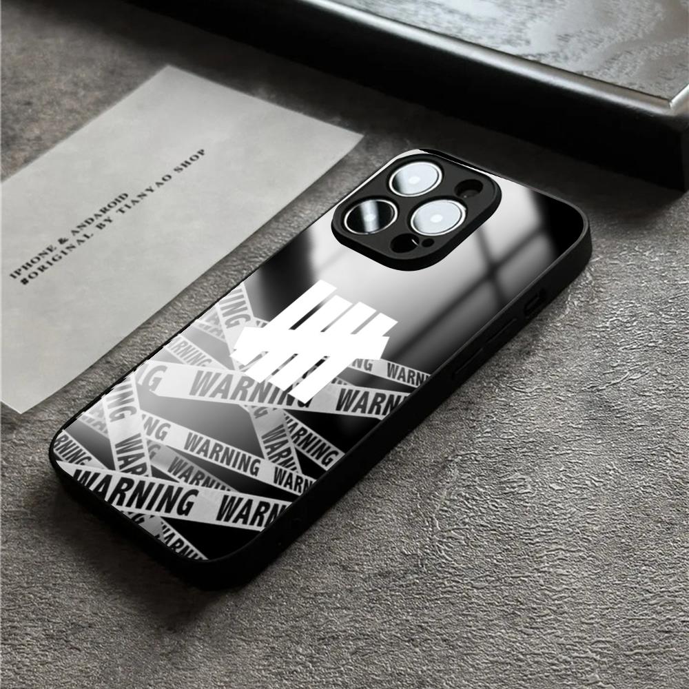 Modne, stylowe etui na telefon – Phone Cases Magnetic recenzja i cena