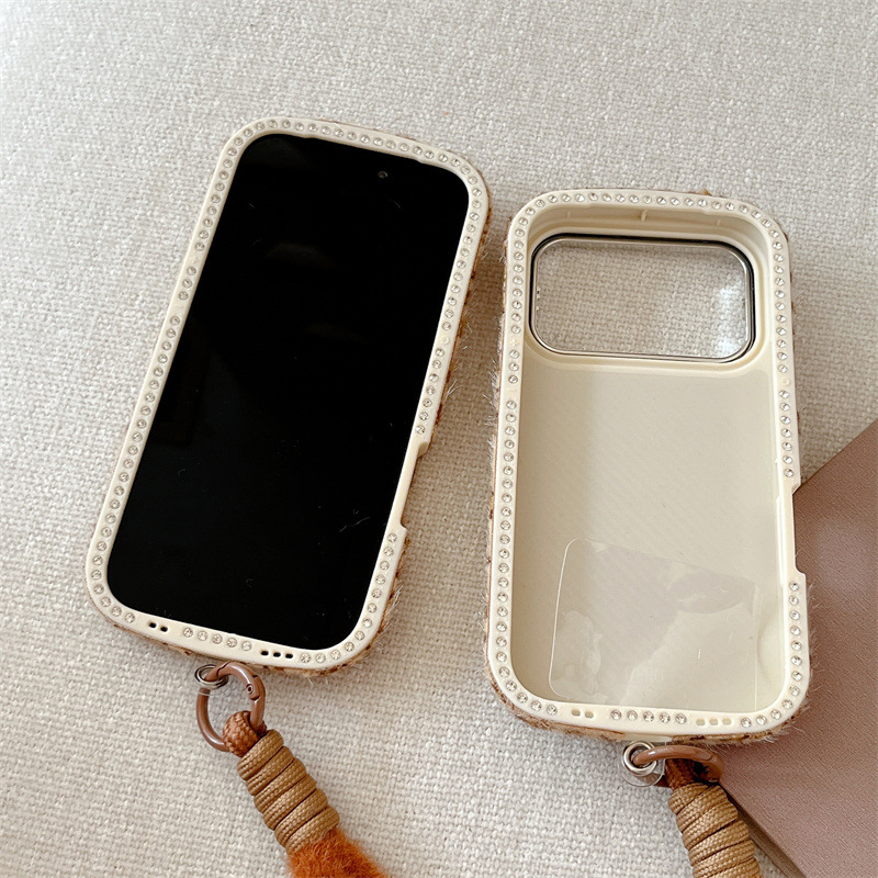 Luksusowe, pluszowe etui na te – Phone Cases 13 recenzja i cena