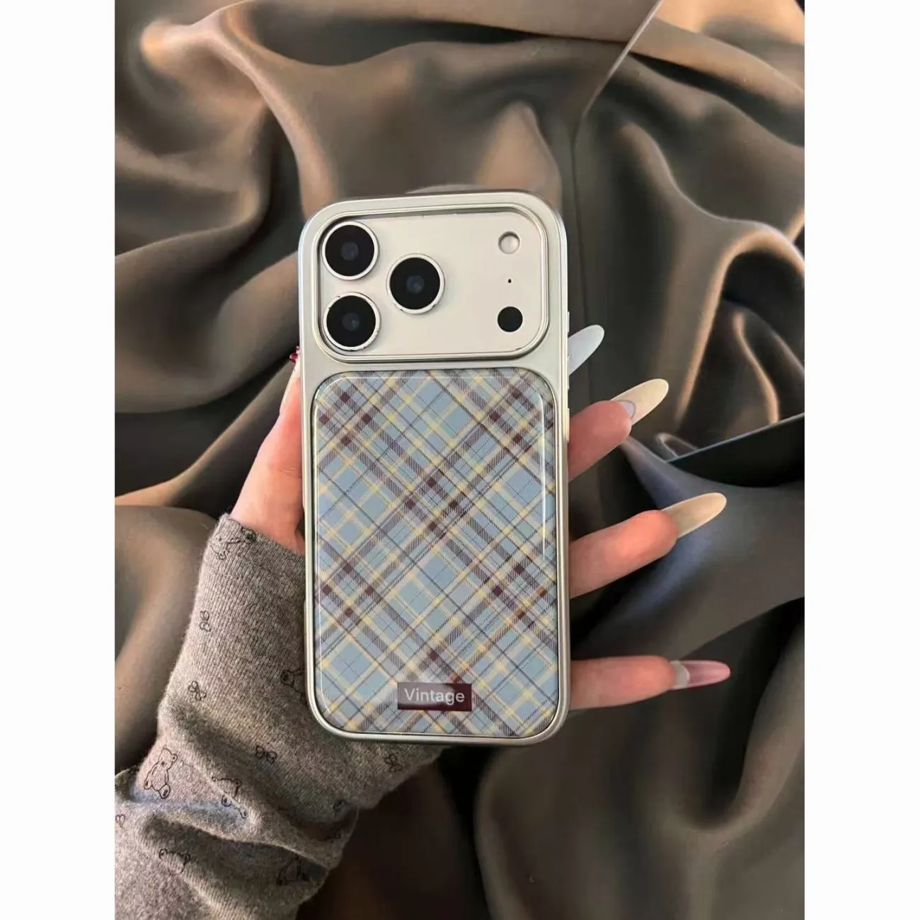 Japońskie i koreańskie etui na – Phone Cases Y2K recenzja i cena