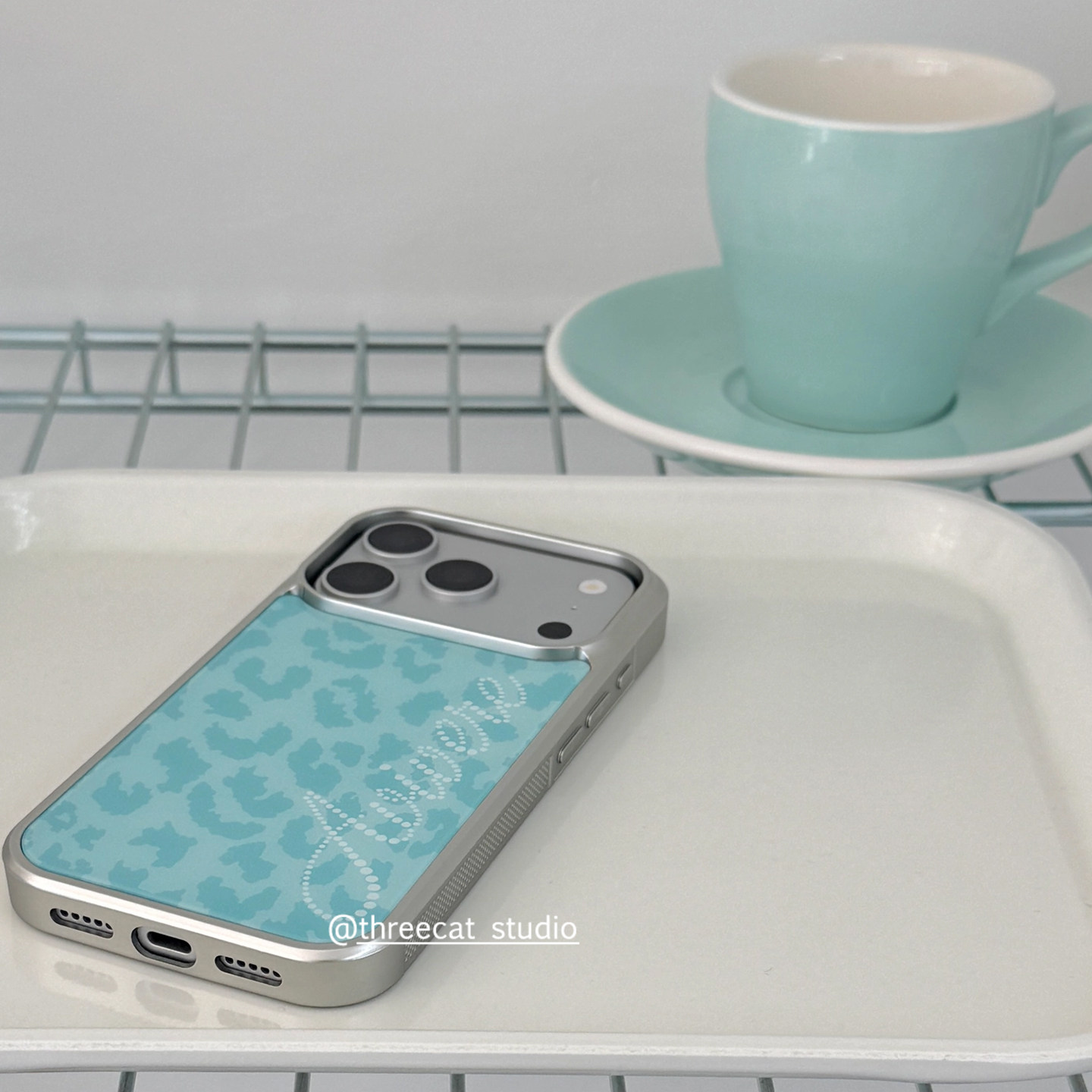 Etui na telefon z żywicy epoks – Phone Cases Y2K recenzja i cena